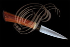 PUIG Yannick : couteau en damas plume, manche en bois de rose