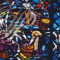 REIMS - cathédrale : vitraux illustrant la culture du CHAMPAGNE (la pesée)
