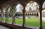 Abbaye de Saint-Hilaire - le cloître du XIVe siècle