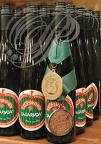 VIN de POMME (SAGARNO) - bouteilles avec médailles par Txopinondo à Ascain (64) 