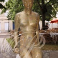 MARMANDE - statue "La Pomme d'Amour"