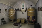 COLLIOURE - Cellier dominicain : tonneaux à vins de Banyul