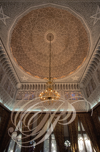 RABAT - Palais royal de Dar-Es-Salam : coupole en gebs encadrée de chemmassiats (pavillon andalou)