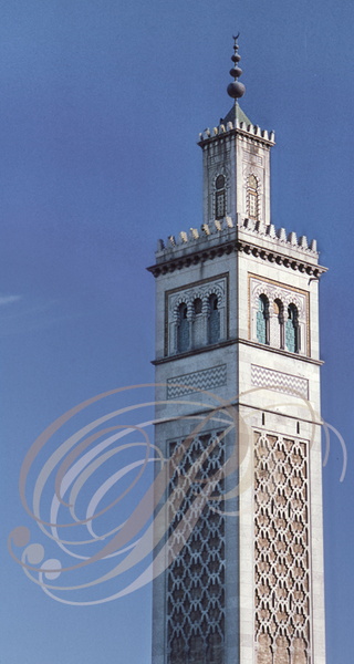 TUNIS - mosquée Sidi El Bechir (le minaret)