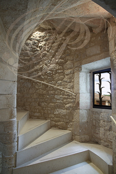 CAHUZAC-SUR-VÈRE - Château de Salettes - escalier à vis menant aux chambres