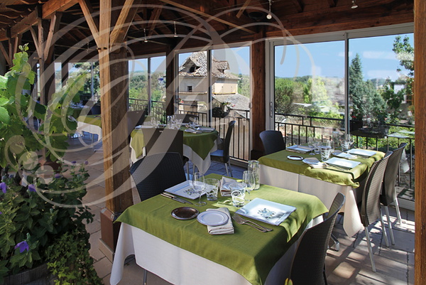 NAJAC_restaurant_hotel_l_Oustal_del_Barry_la_terrasse.jpg