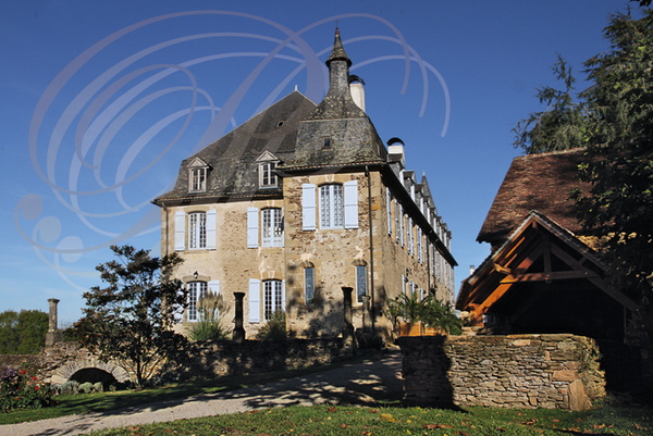 BRIVEZAC (près de Beaulieu-sur-Dordogne) - Château de LA GRÈZE (chambres et table d'hôtes) :  façades sud et est