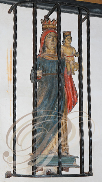LA CHAPELLE-AUX-SAINTS - église Saint-Namphaise (XIIe siècle) : statue de La Vierge en bois sculpté polychrome