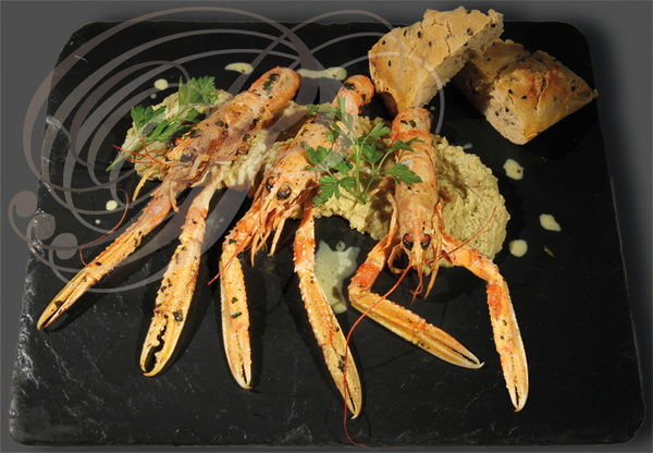 Poêlée de LANGOUSTINES marinées kalamansi sur sa purée de pois chiches de Cestayrols par Antoine Caramelli (Le Lautrec à Albi) - dîner de chasse des Cuisineries Françaises du 7 décembre 2015