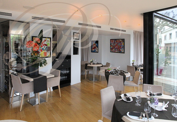 CASTANET_TOLOSAN_La_Table_des_Merville_salle_du_restaurant.jpg