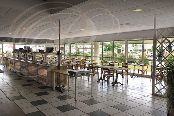  MOISSAC - LA BUFFÈTERIE : la salle du restaurant
