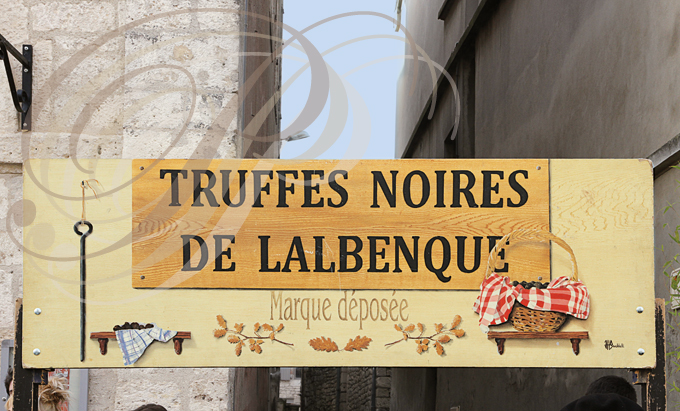 LALBENQUE_panneau_truffes.jpg